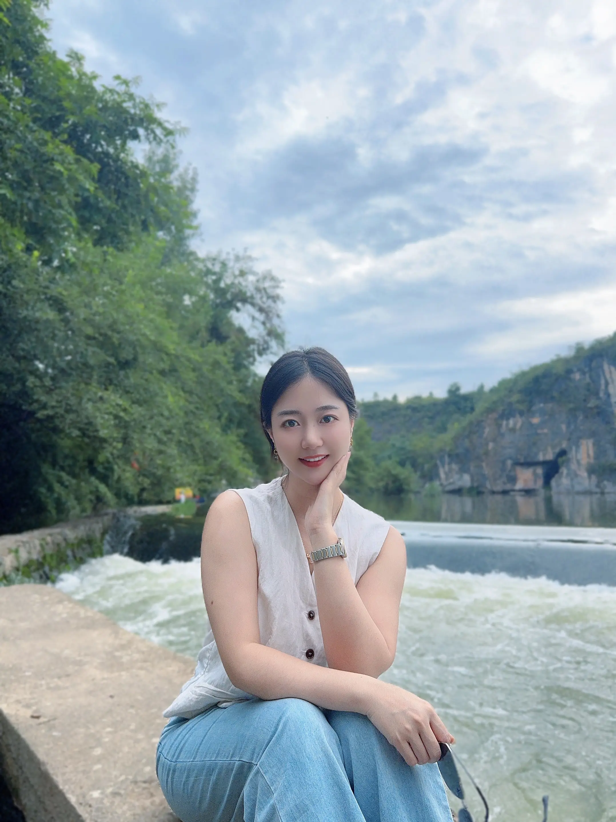 我大概是疯了，我竟然，找一个灵魂默契的人，后来才明白，原来每个人终期一...