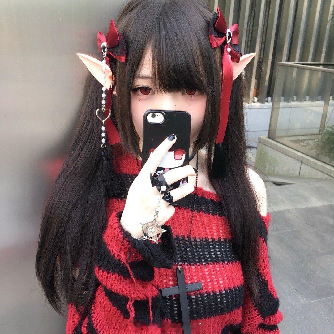 🧛‍♀️ ​​​