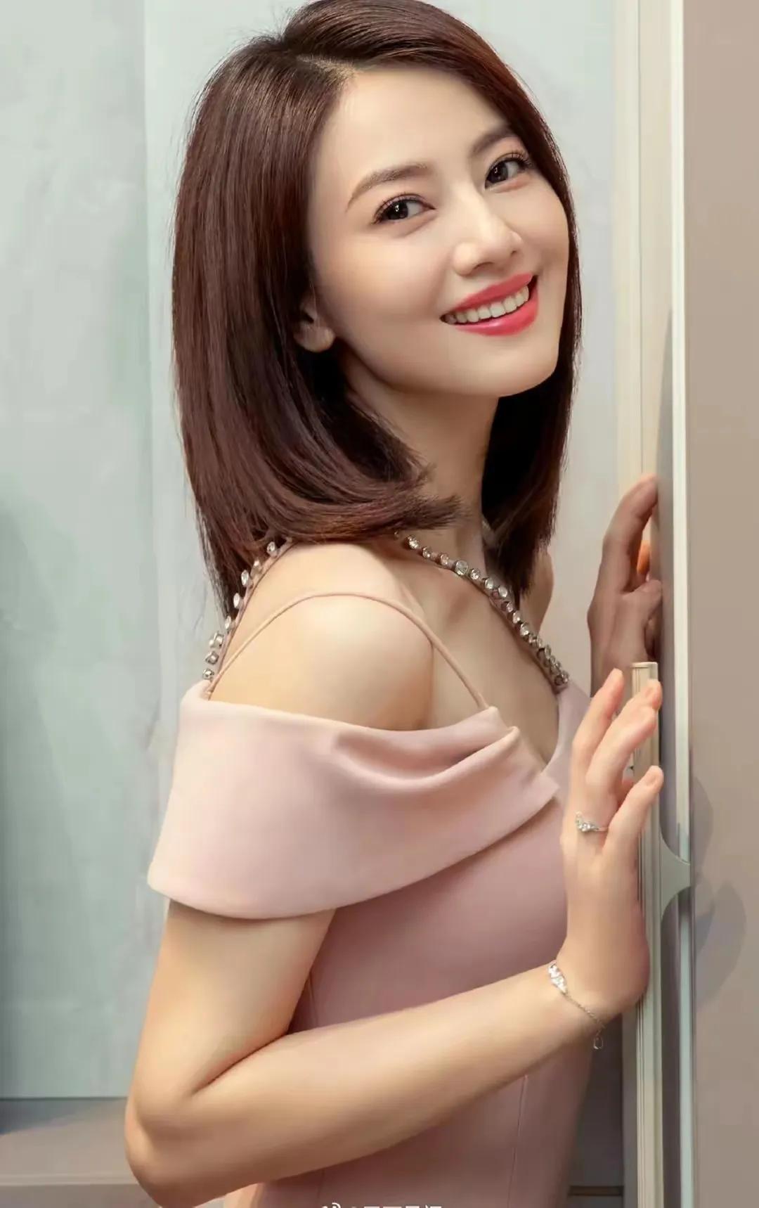 影视明星：高圆圆