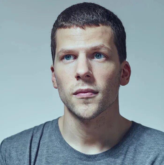 美国知名男演员杰西·艾森伯格（Jesse Eisenberg）做客《今日秀》节目