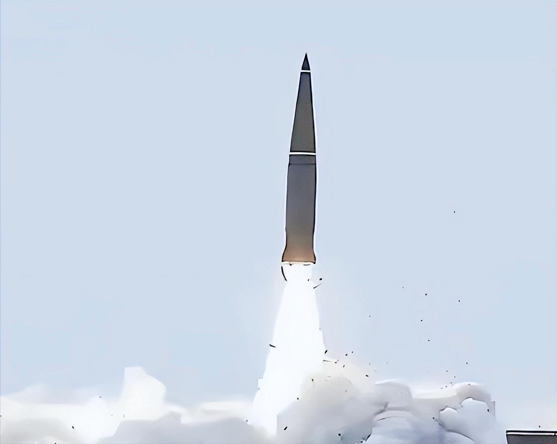 美国情报机构透露出一个重大消息，这边美韩军演的号角刚吹响，那边朝鲜的反制动作就紧