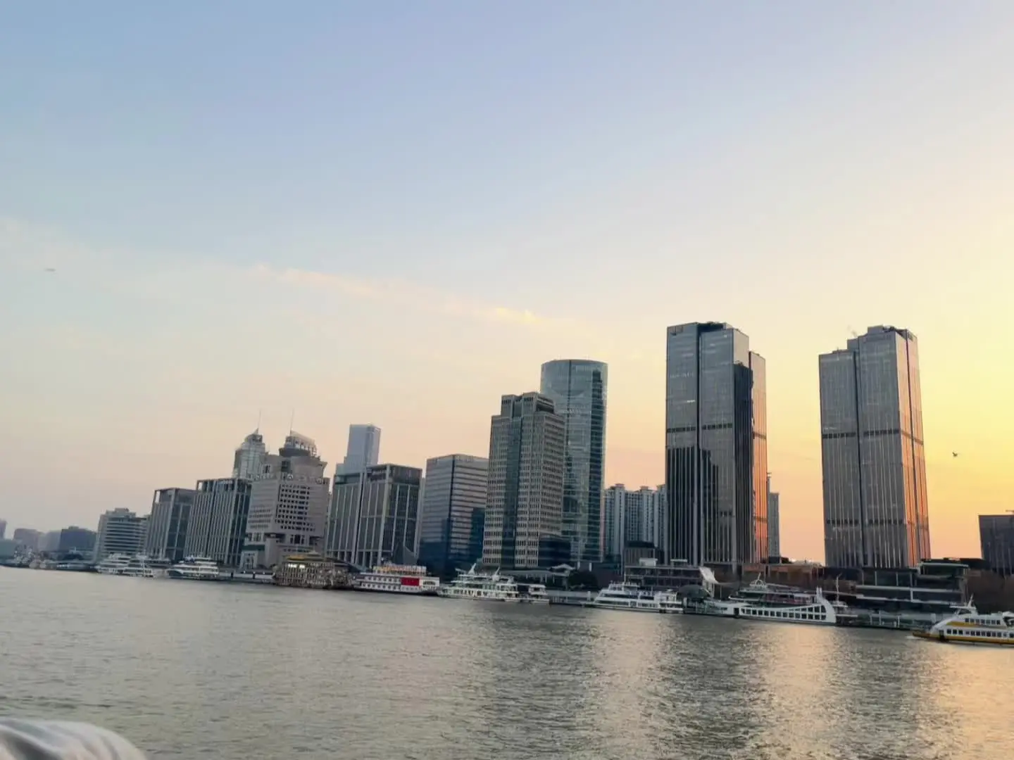 外滩夜景 上海黄浦江 黄浦江 每一帧都是热爱 爱上一座城