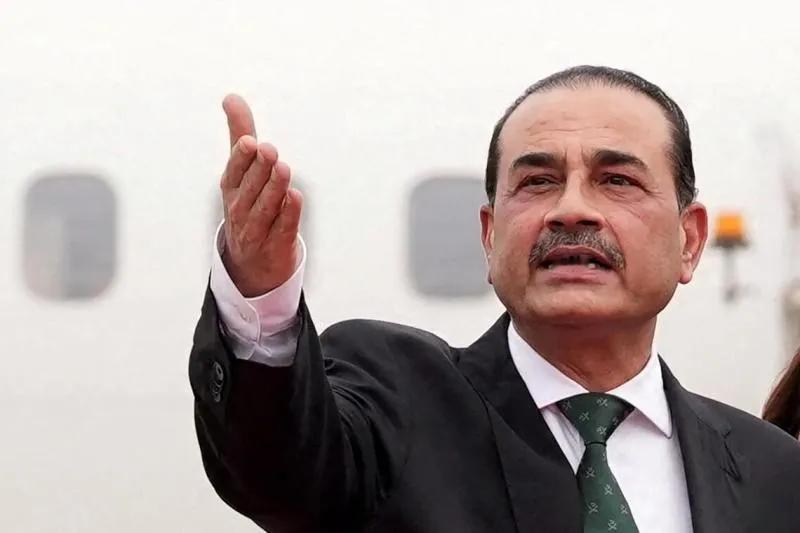 巴基斯坦参谋长与特朗普通话 称海峡封锁阻碍谈判

路透社引述一名巴基斯坦安全消息