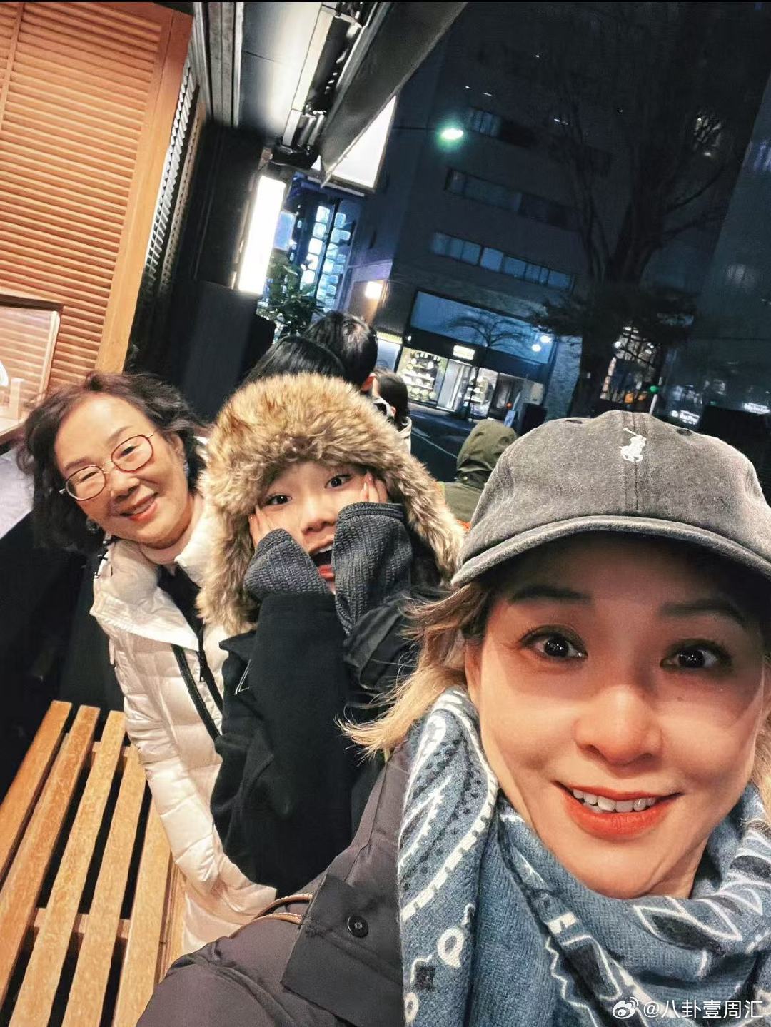 李静少女时代的英雄主义是妈妈21天重养自己听李静讲述母亲的坎坷过往，谈及妈妈苦难