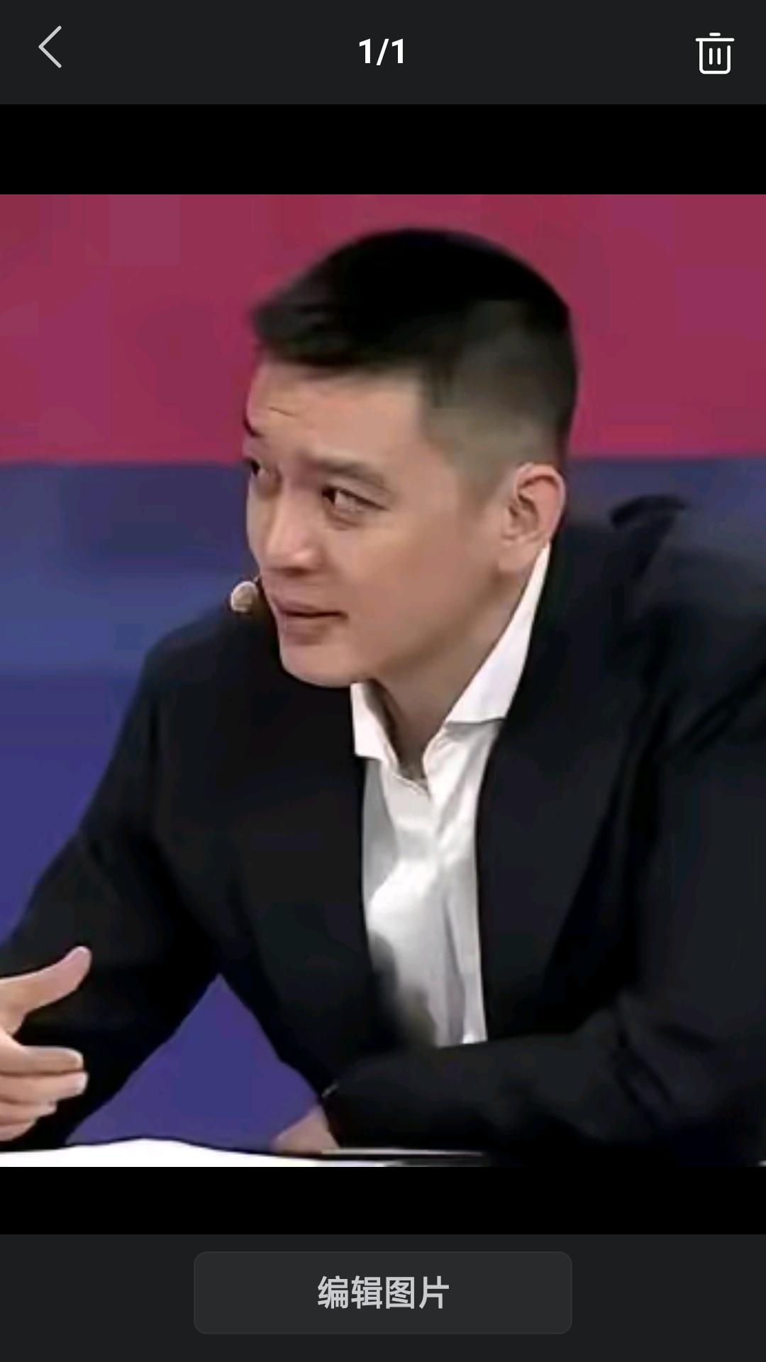 【杨鸣接受媒体采访，被问CBA 这么多赛季冠军争霸，从来没有这么早落在两支豪强上