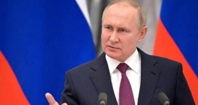 俄军明明有机会拿下乌克兰，为啥久攻不下？其实原因印证毛主席的一段预言。四年前俄军