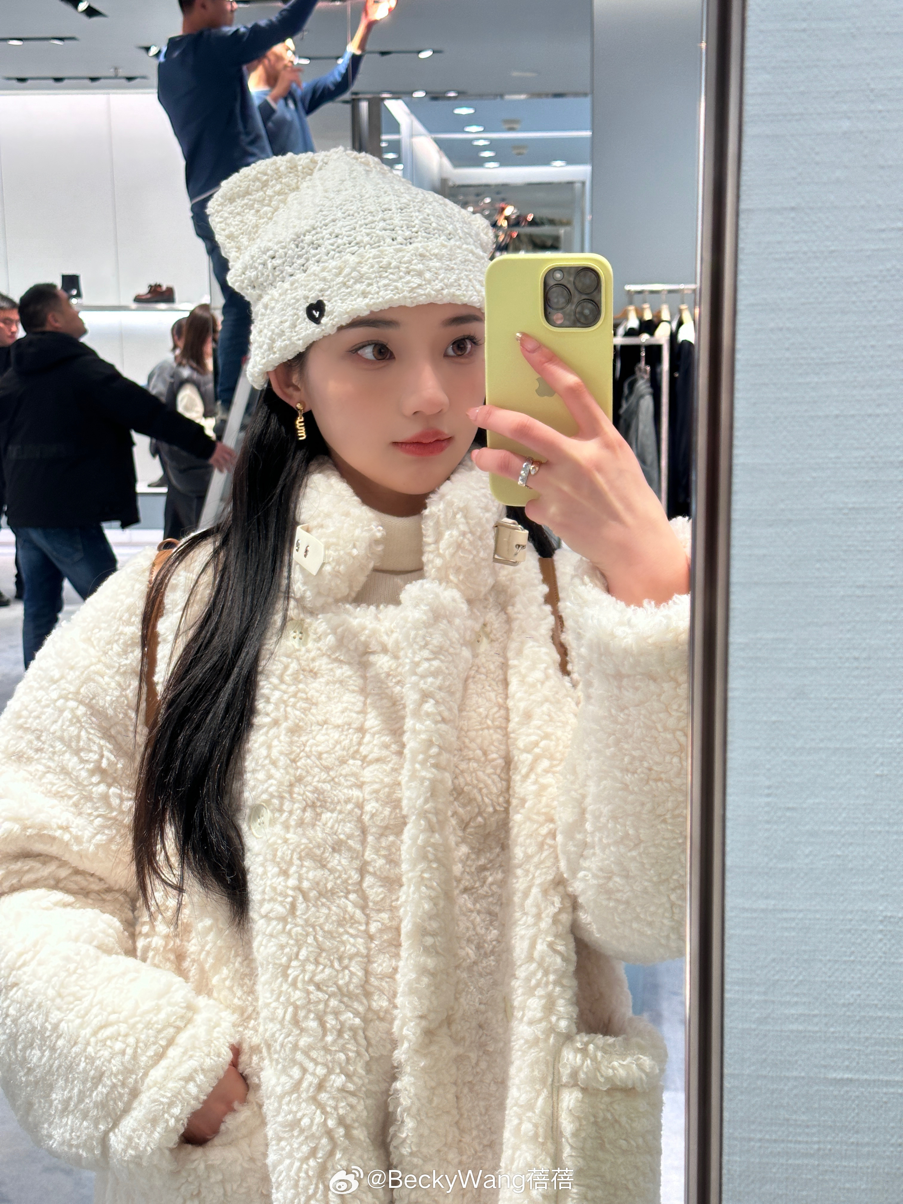 小帽子还挺可爱哈🐱 ​​​