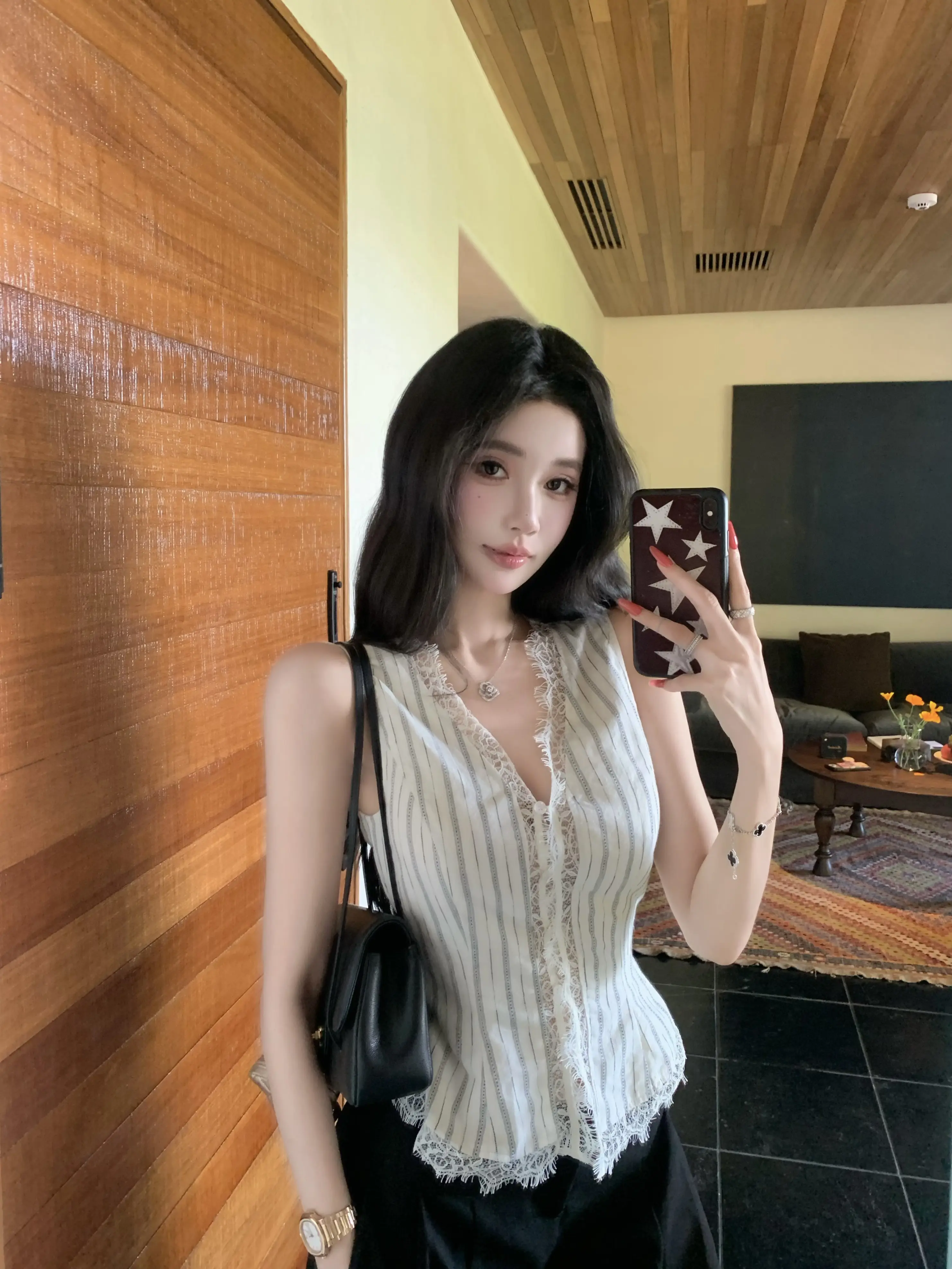 穿搭的意义，是取悦自己，而非迎合别人。