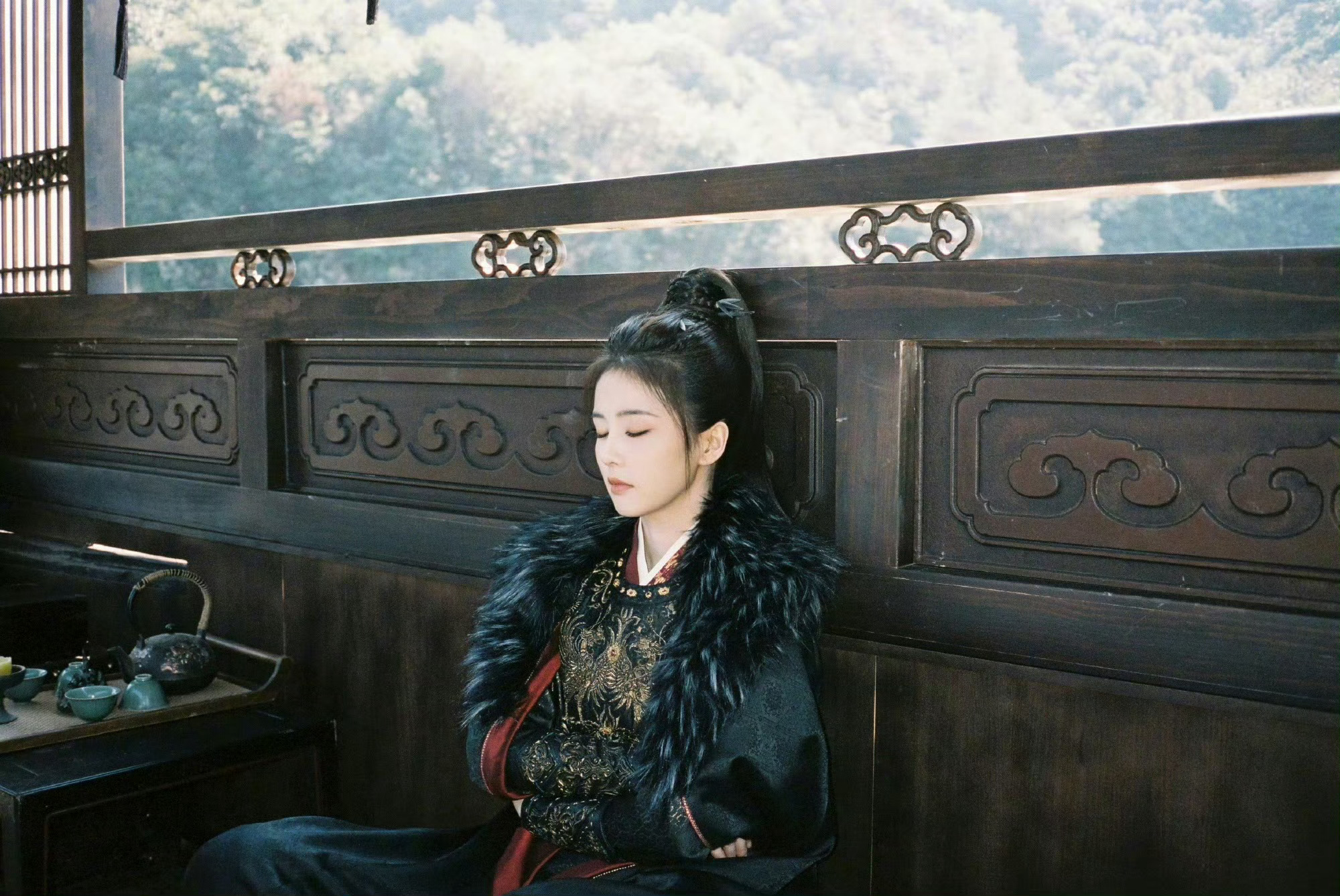 唐宫奇案之青雾风鸣 我的评分：白鹿随手送来第一个18宫格白鹿全新18宫格惊喜释出