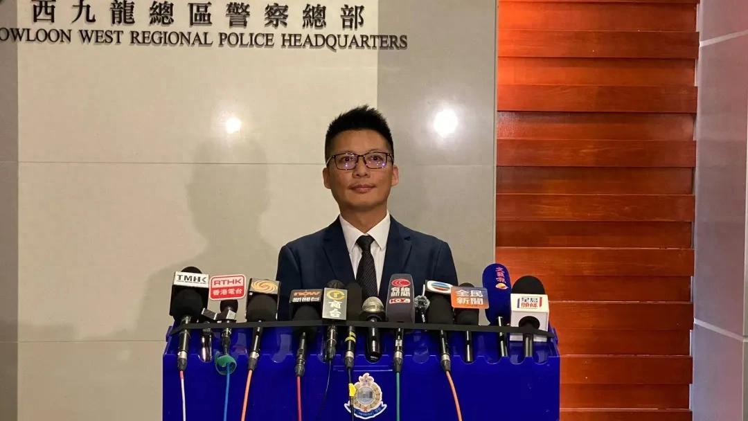 西九龙重案组深夜通报：香港黄金盗窃案已拘捕12男1女，有黑帮成员参与，女子涉嫌隐