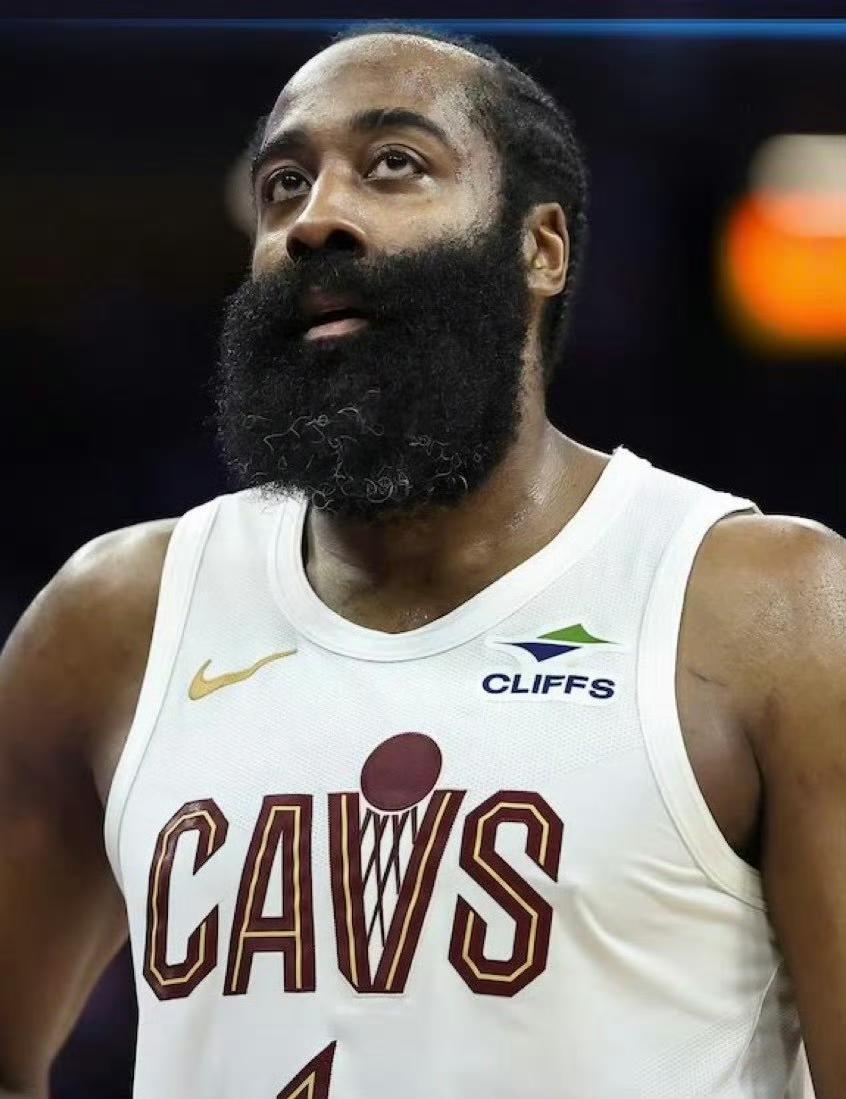 太高效了！加盟骑士后的哈登……[翻白眼]

——场均出战32分钟
——贡献19.