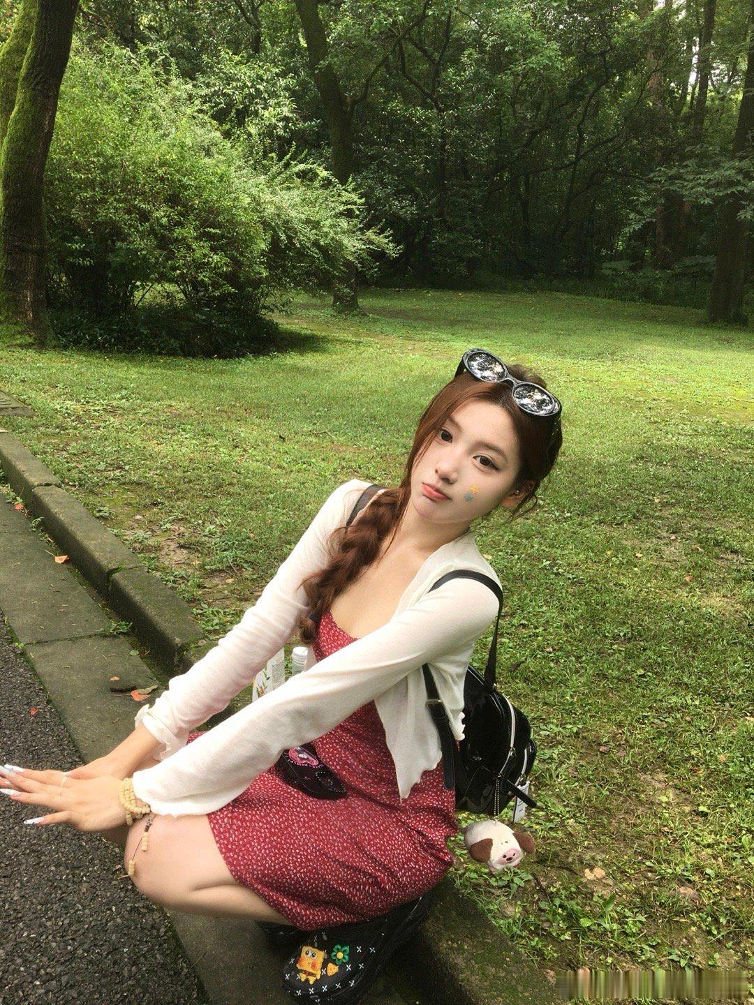 阴雨天的动物园～🙊[熊猫][微风]🐒 ​​​