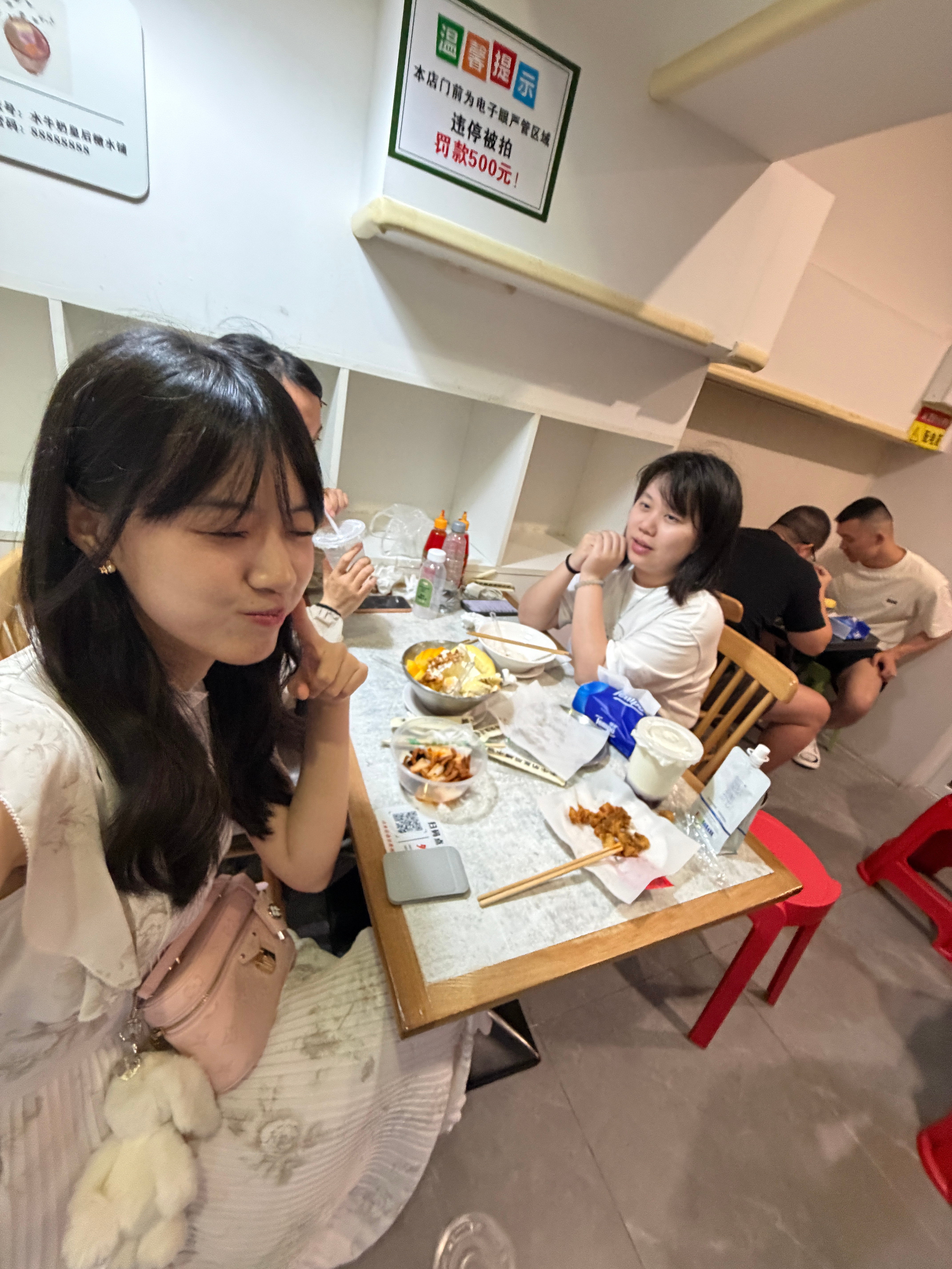 我们这一路走来真的不容易。。。 