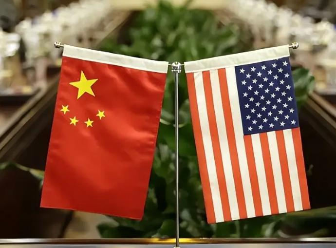 从芯片到规则，美国对华施压背后的全球格局较量
过去一段时间，美国不断强化对华科技