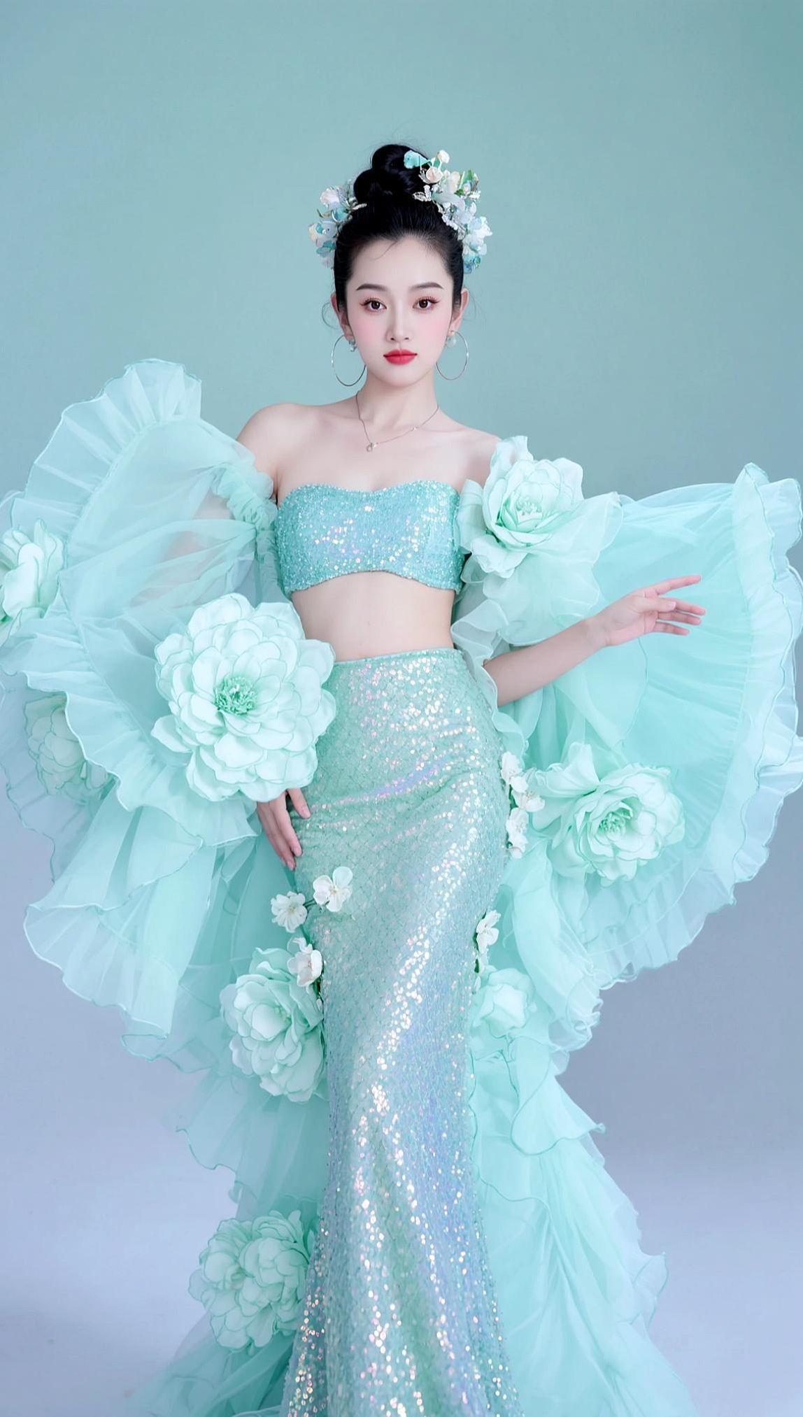 浅浅的淡绿色。很好看喜欢关注一下 拍同款 上热门