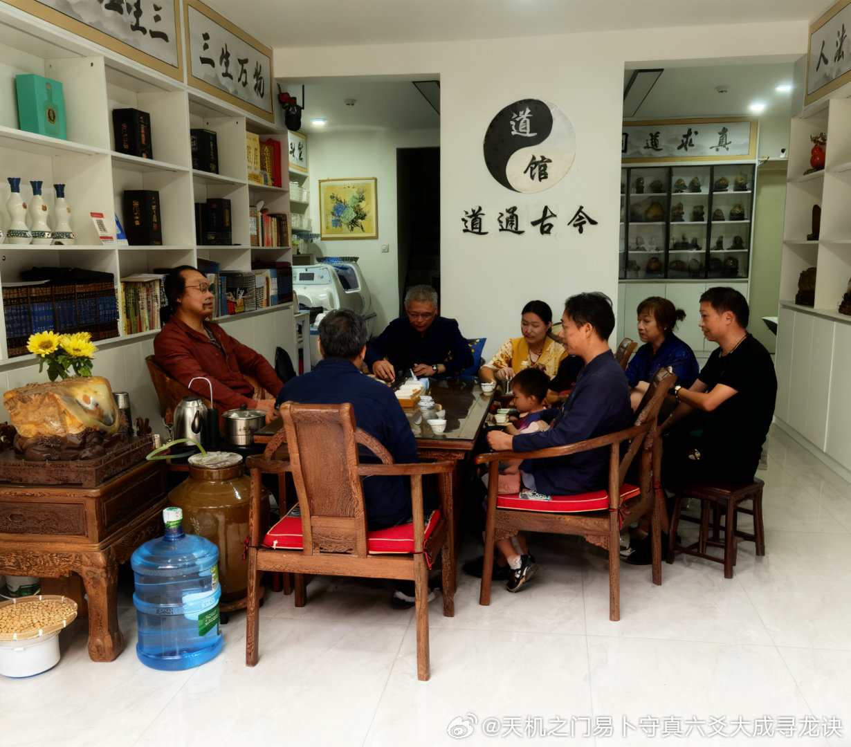 很多云南各地州的福主，一直有个困扰：想要调理风水、测算命理，却苦于路途遥远，往返