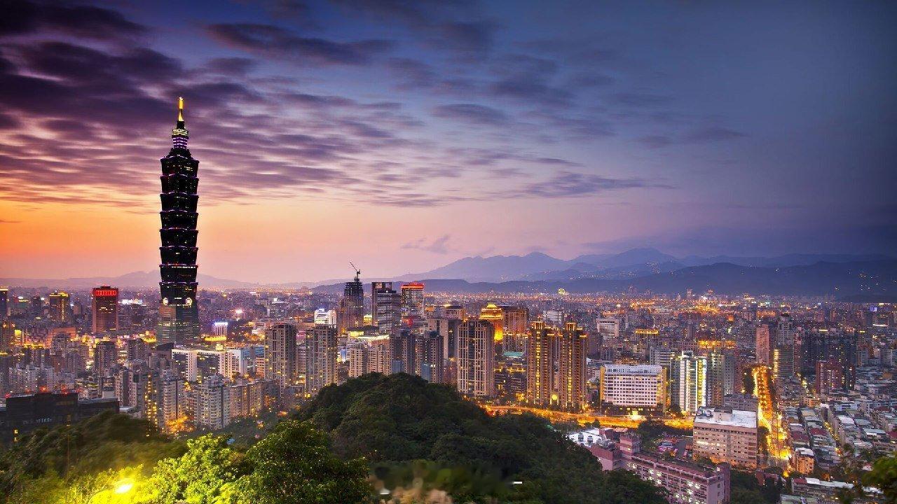 台湾当局或更换驻美代表以保持特朗普的好感CNN援引消息人士的话报道称，台湾当局正