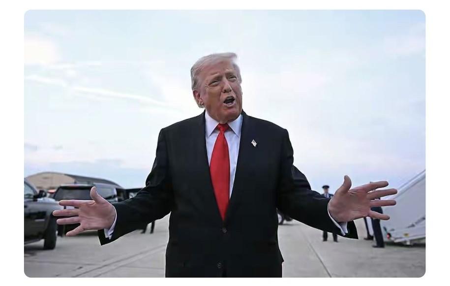 “特朗普和中俄划势力范围”，希拉里和蓬佩奥急得蛇鼠一窝！特朗普这一搞，可把希拉里