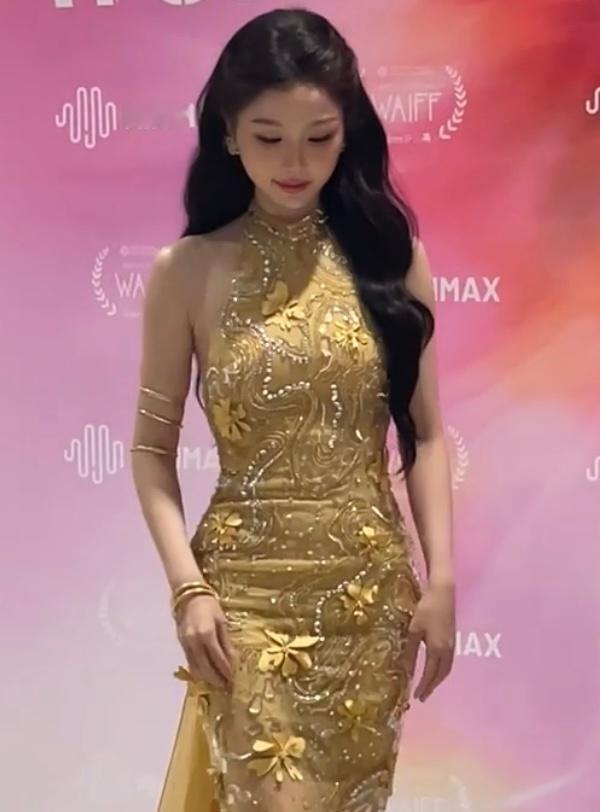 怎么会这么温柔…妈妈… 