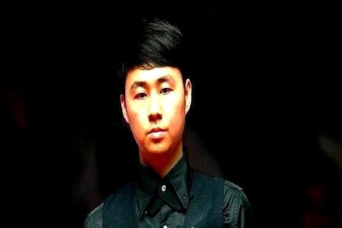 都以为他是来凑数的，没想到他一杆把冠军打出冷汗。
 
徐思，本来都没他啥事。结果