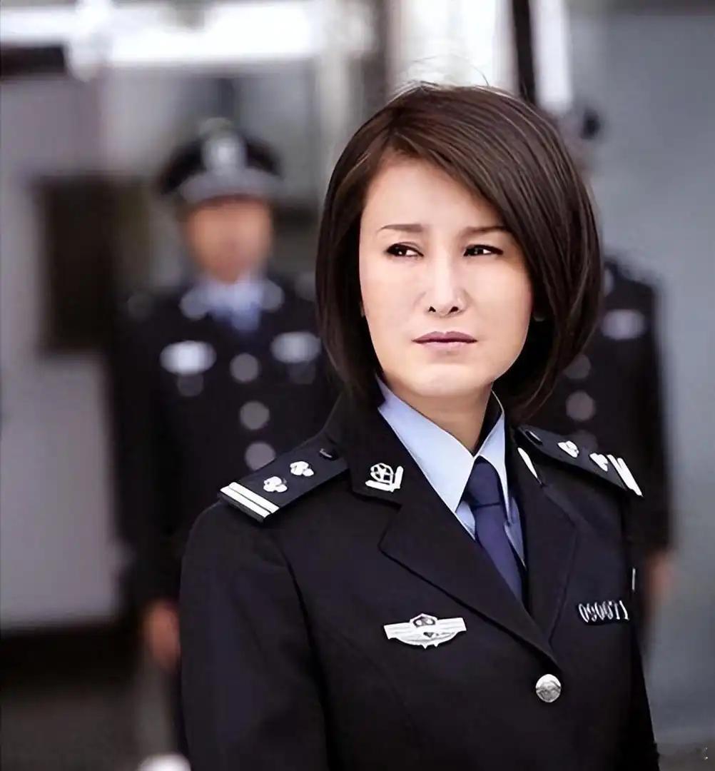《重案六组：消失的警号》豆瓣一星差评好多，其中大部分针对饰演季洁的李沐宸。这部剧