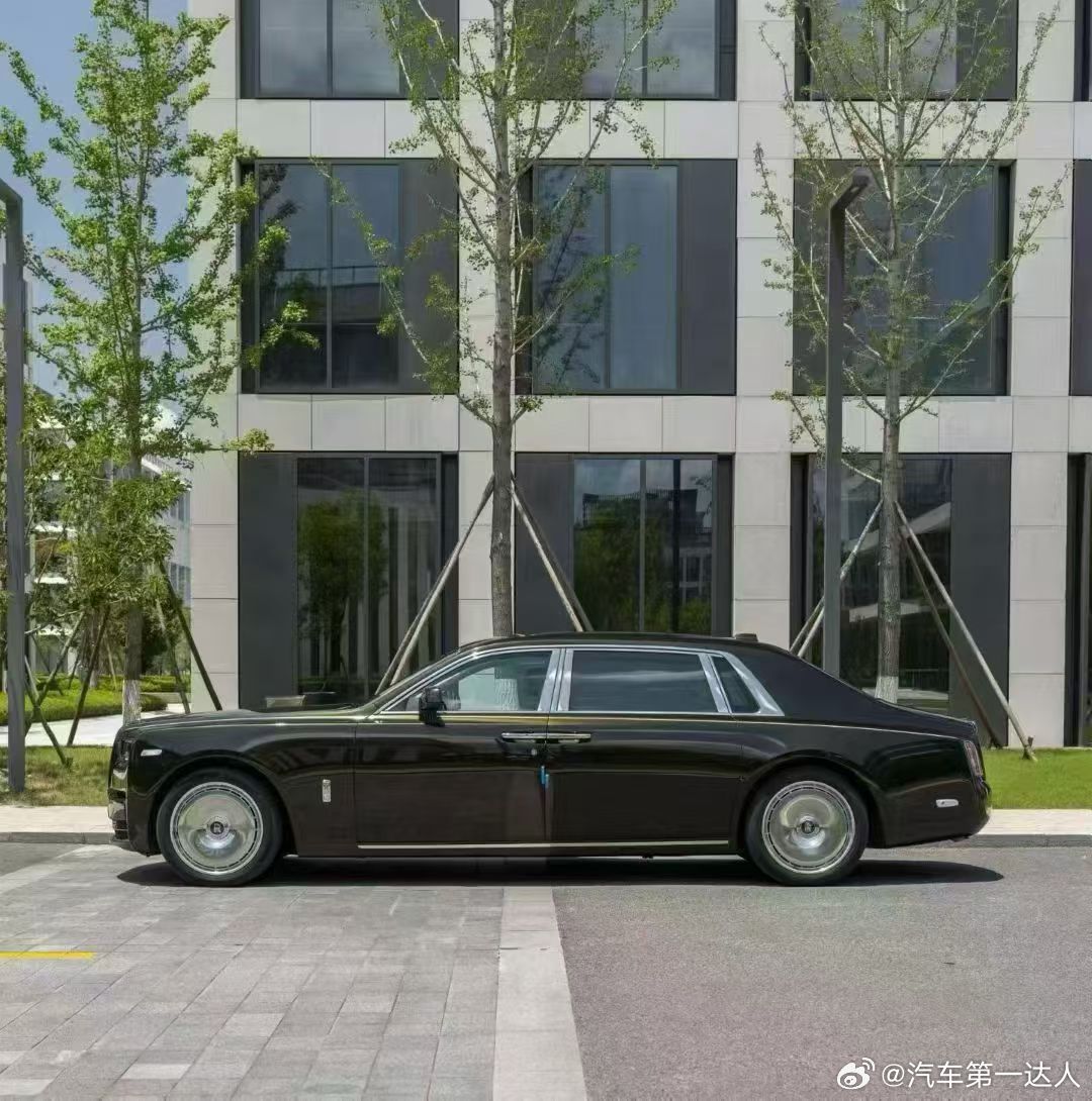 劳斯莱斯幻影 八代半，高定版配色，特殊配置 