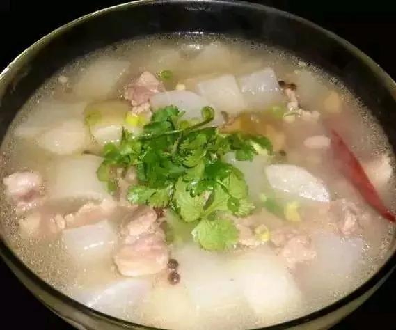 萝卜，羊肉，汤。😋😋😋