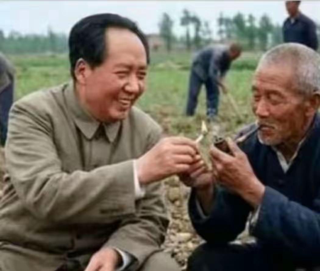 毛主席和农民伯伯亲切交流照