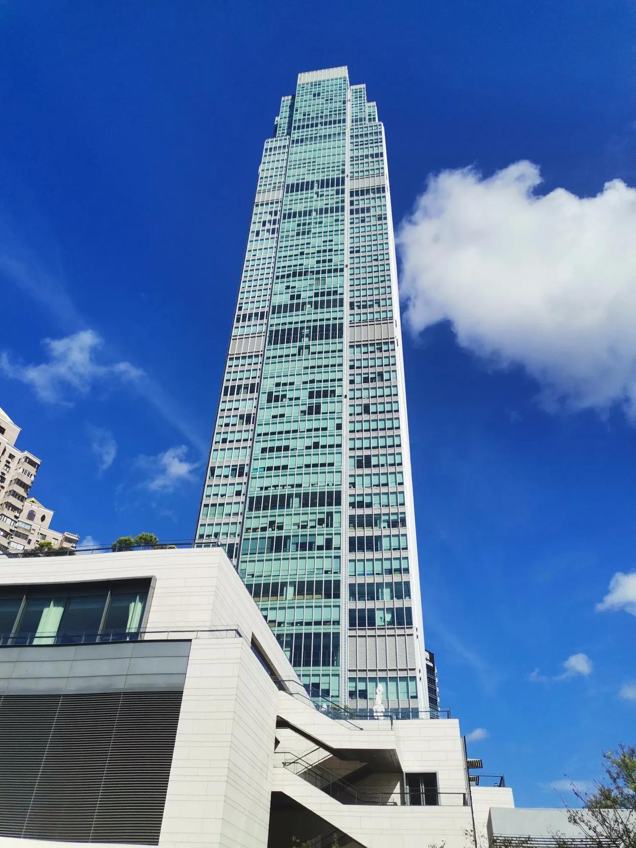 现在的人咋想的，难道房子只能升值，不能降价，买房子一定要与收入挂钩，简单的计算公