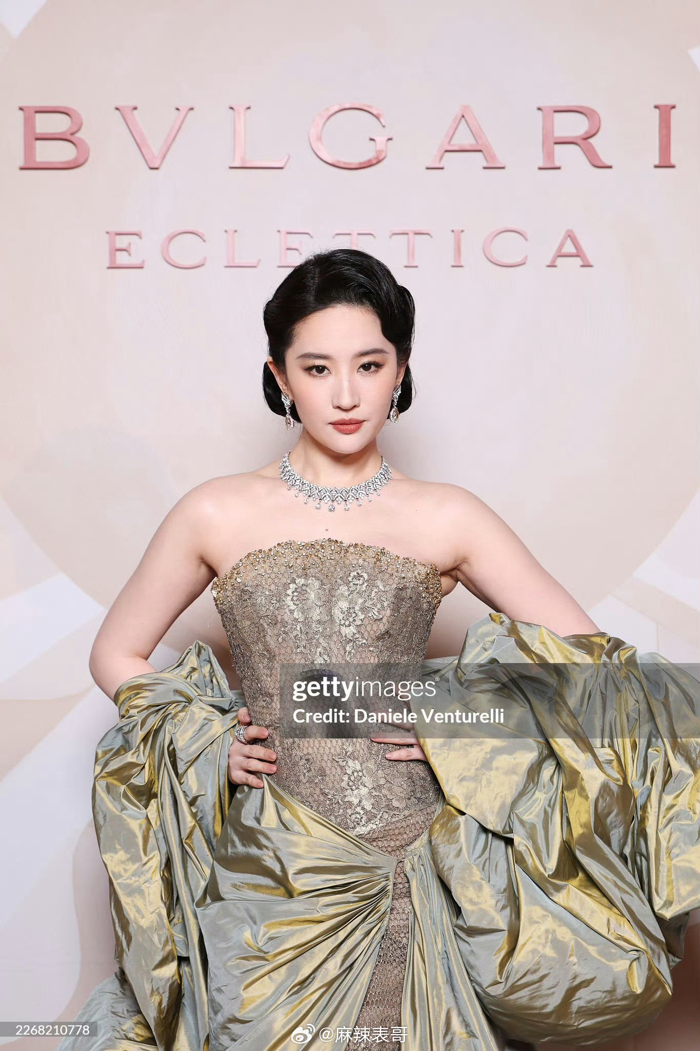 刘亦菲参加宝格丽活动的两套G社生图都出来了一起来看看她的状态吧 