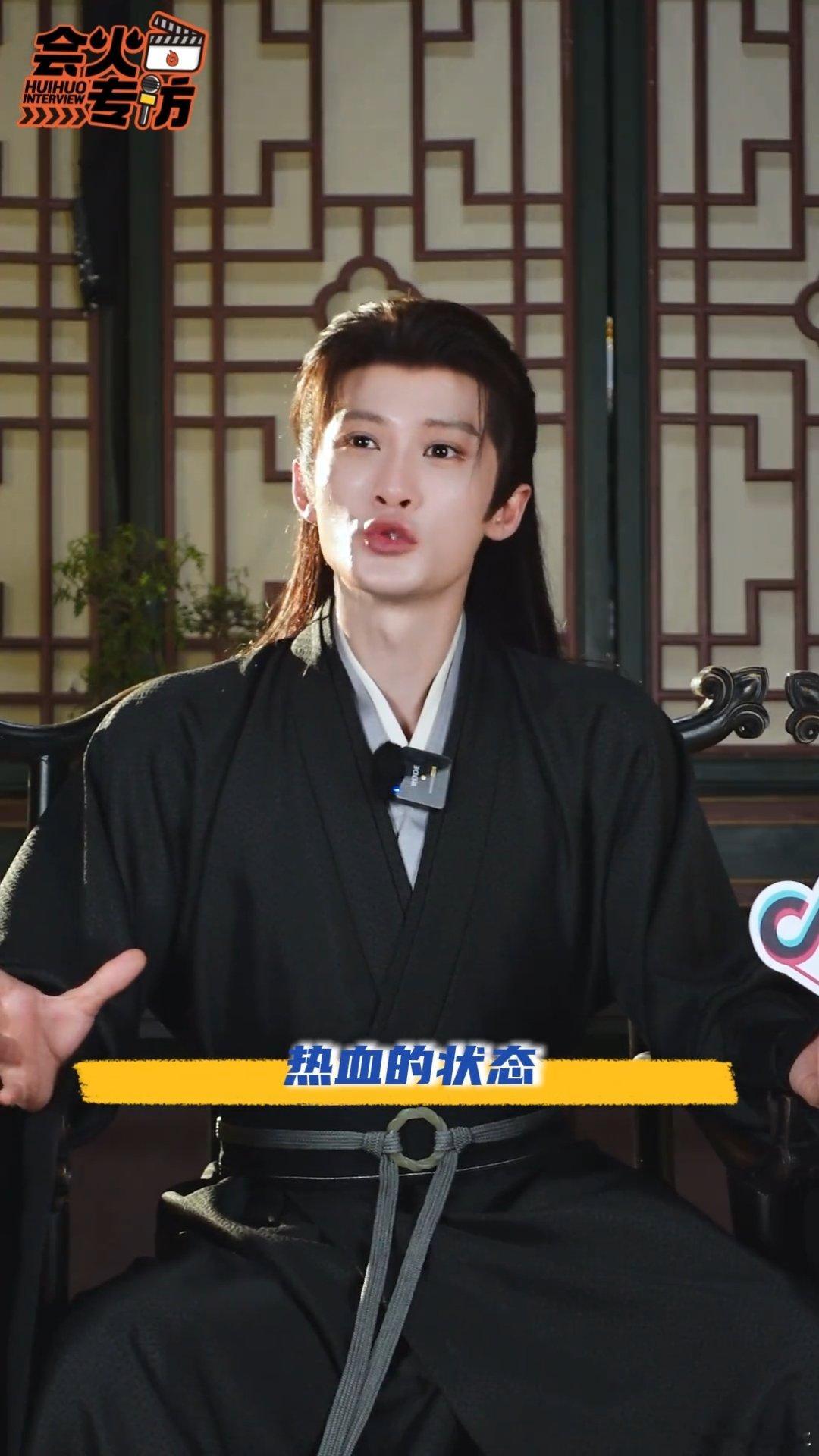 檀健次檀健次回应拍戏自带BGM檀健次给谢却山的歌单 檀健次回应拍戏现场自带BGM