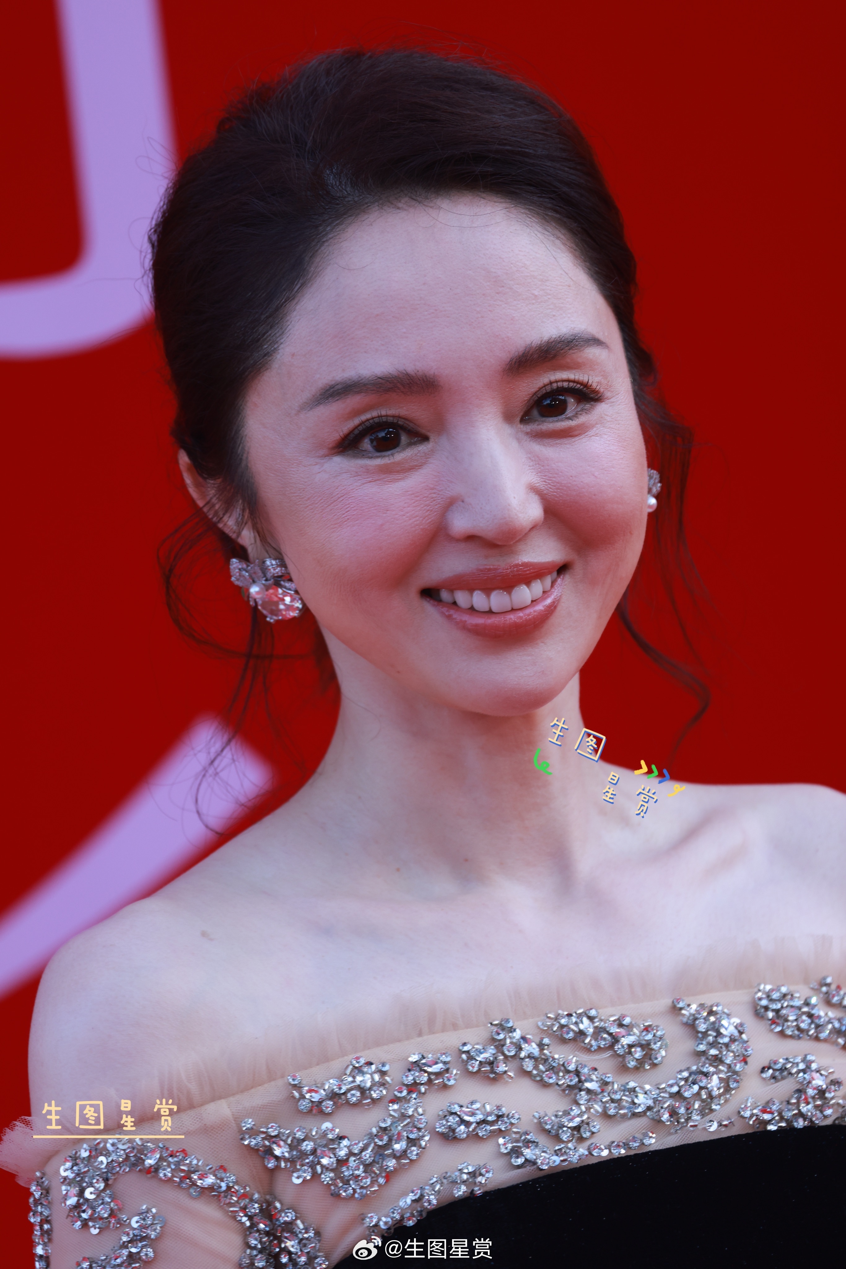 董璇红毯原相机拍照，温婉明媚，状态超好哇💐栩栩华生时尚文化大赏 ​​​