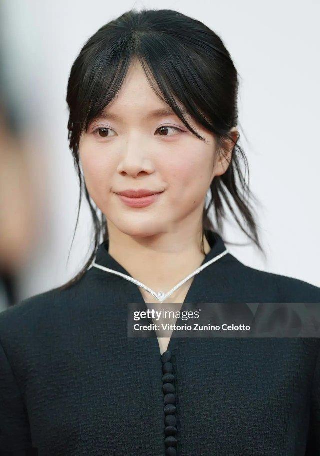 李思潼王晓慧G社生图，谁更好看？ ​​​