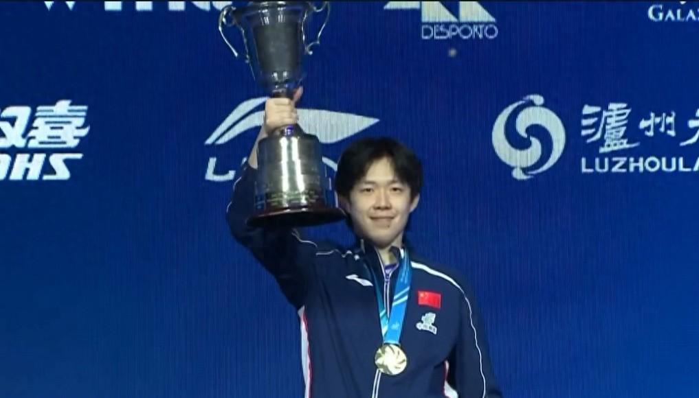 王楚钦首获乒乓球世界杯单打冠军，看完全场，过程并不轻松，可以说是相当艰难的拿下了
