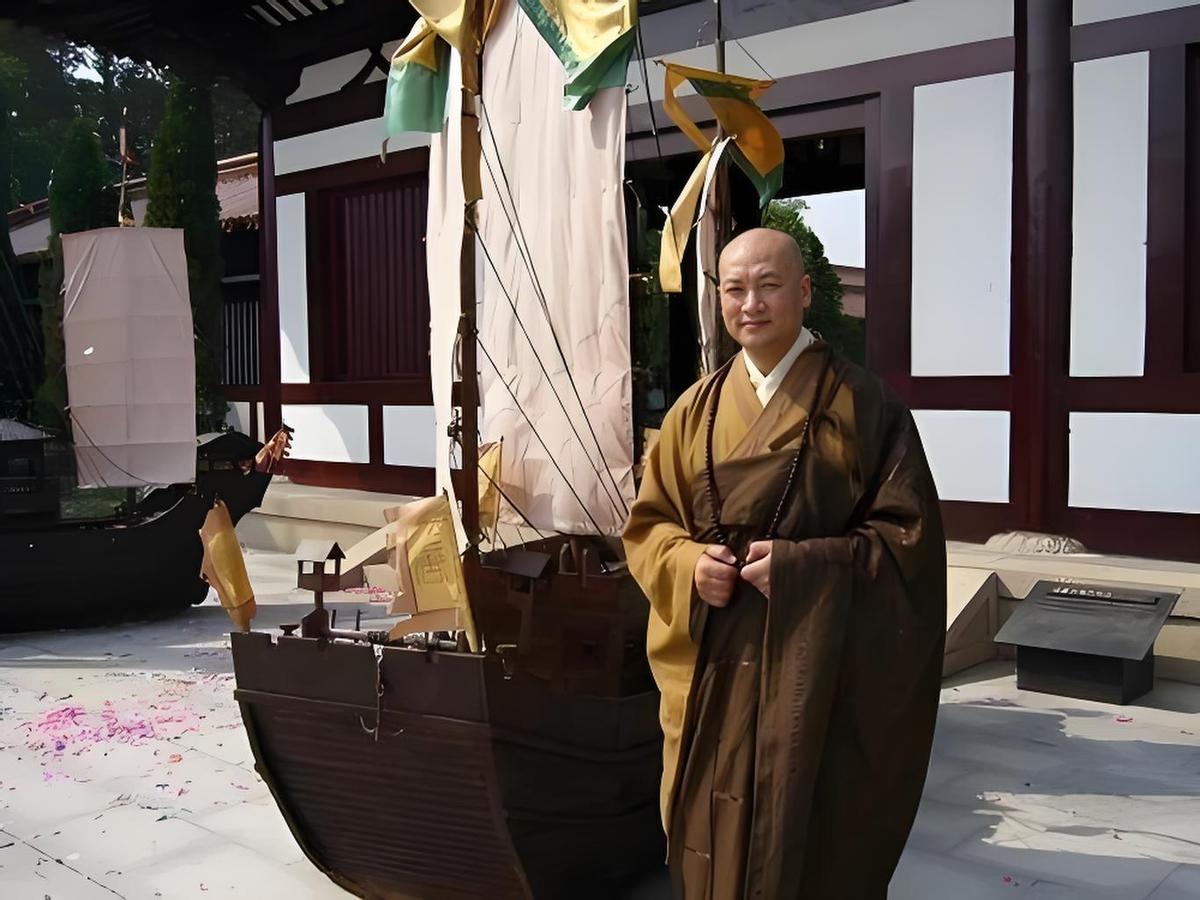 说白了，
面相是不会骗人的，
不信你看迟重瑞，准到你不敢信。
迟重瑞一看就是那种