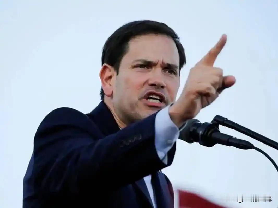 虽然他当上国务卿后，嘴上开始讲务实，说要合作，但大家心里都跟明镜似的，他想来中国