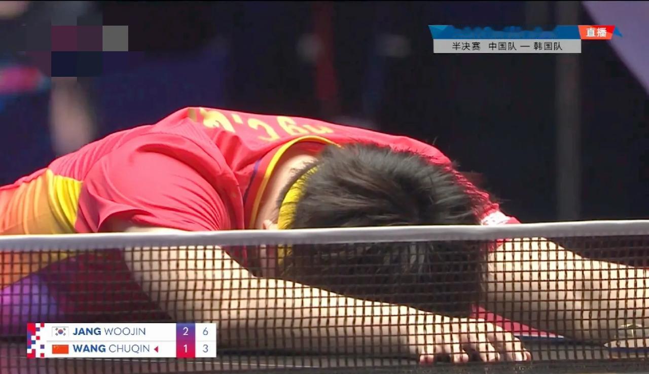 张禹珍3-1胜王楚钦！
#釜山世乒赛团体赛#中韩男团半决赛正在进行中。第一盘王楚