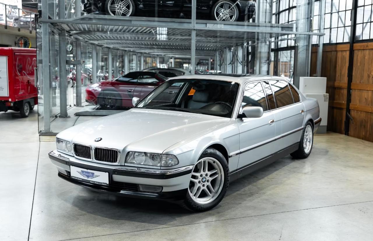 BMW L7，宝马对于顶奢豪华轿车的尝试。 ​​​