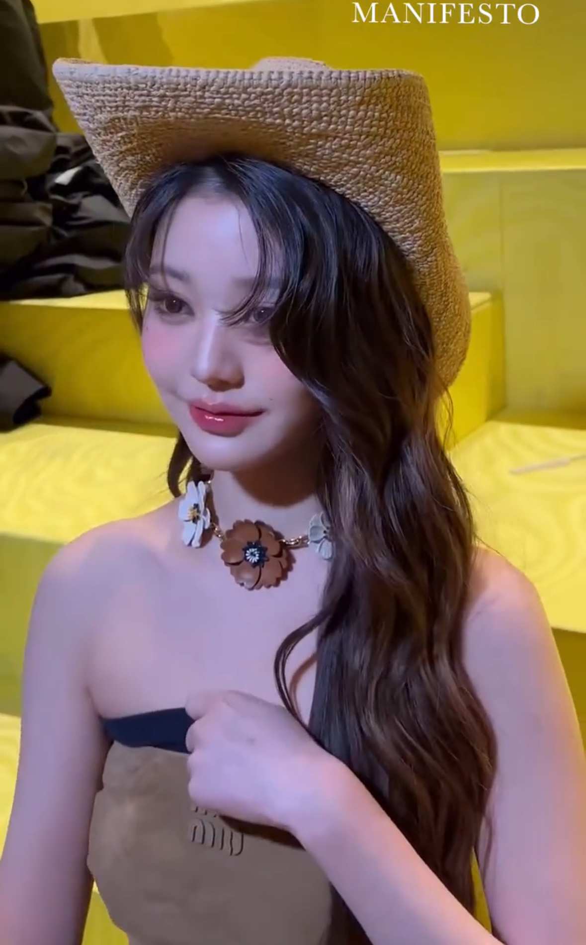 怎么可以美成这样[抓狂] ​​​