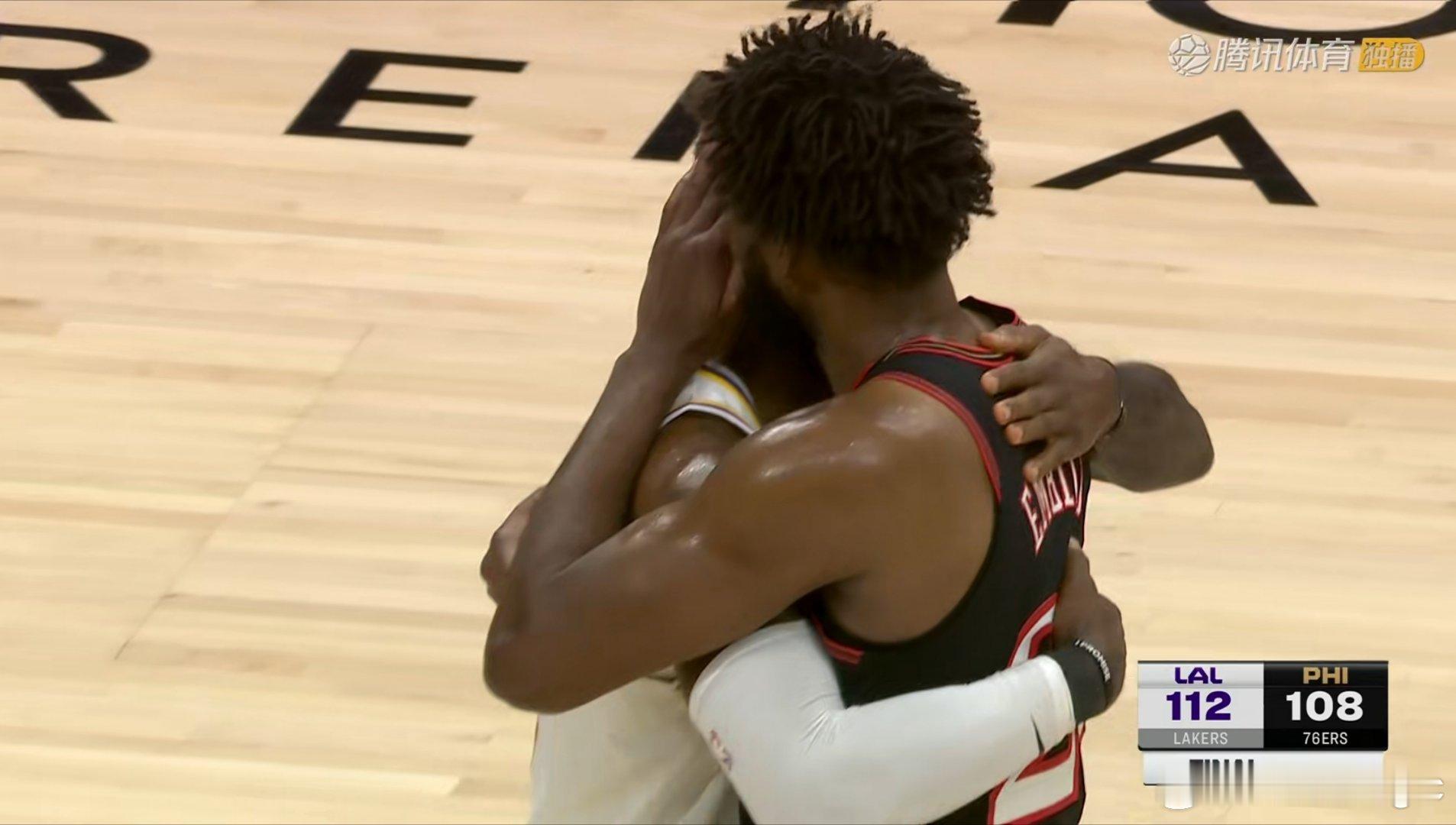 拿下拿下！湖人112-108费城76人，东契奇31分15篮板11助攻2盖帽，老詹