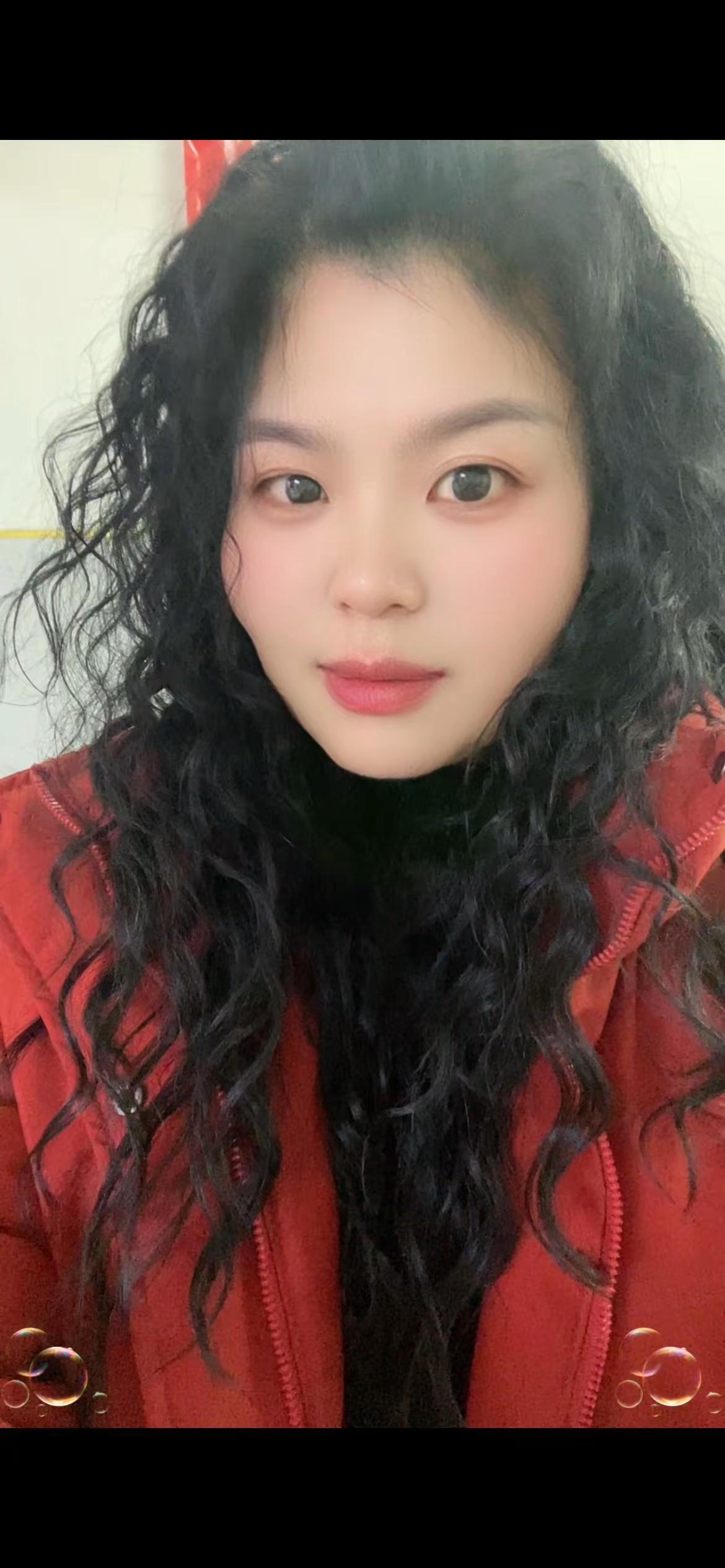 只有被爱在心尖上的你，被宠在心窝里的你，才有资格任性和撒娇，如果做不了别人的公主