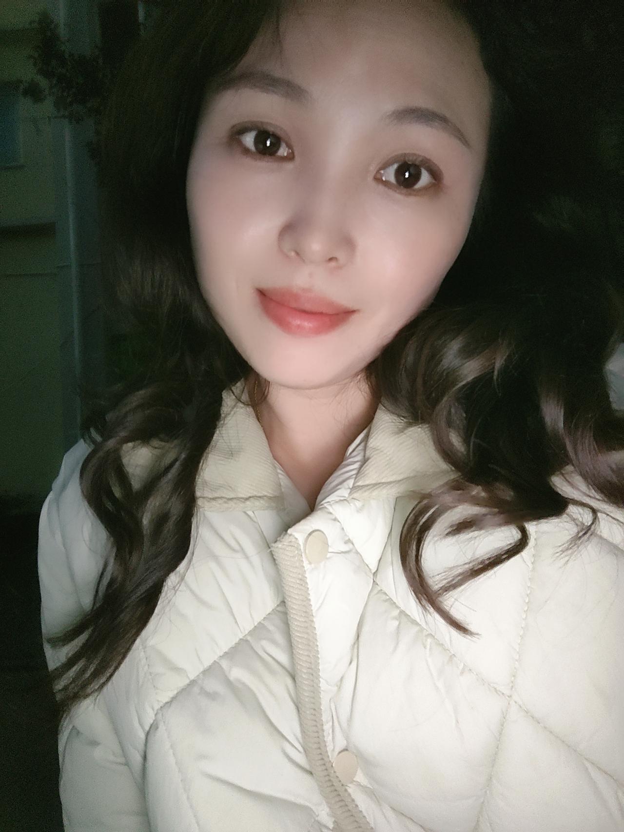 这年头做人真难，借钱给人，要钱的时候得罪人，不借也得罪人……
   前天晚上我叔