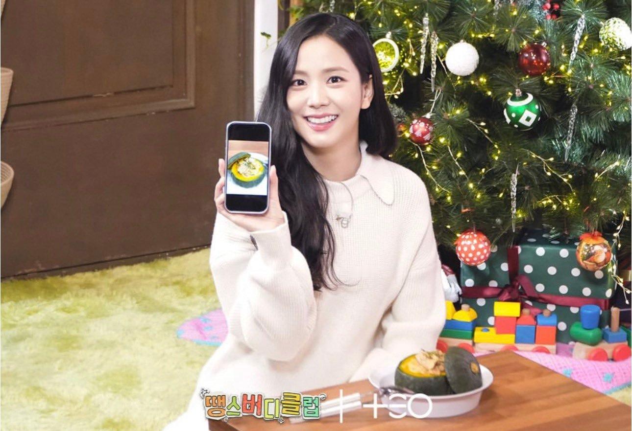 智秀×Thanks Buddy Club 预告海报🐰节目将于今天下午5点（北京