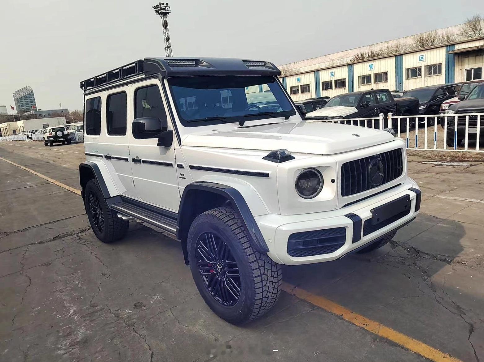 G63 4x4²持续到货中 家里没地库 有院的 老板速来认领！ ​​​