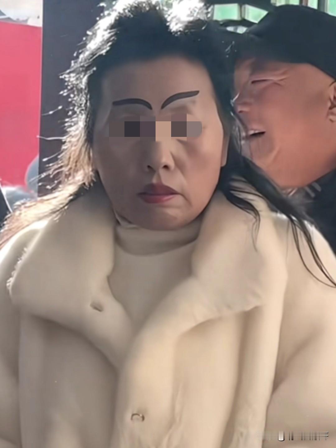 这个纹眉让你想到了什么品牌的车？