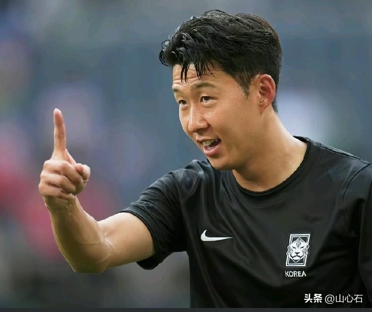 韩国还是大意了0:1输南非后断送了进军32强的希望。随着刚果(金)队3:1乌兹别