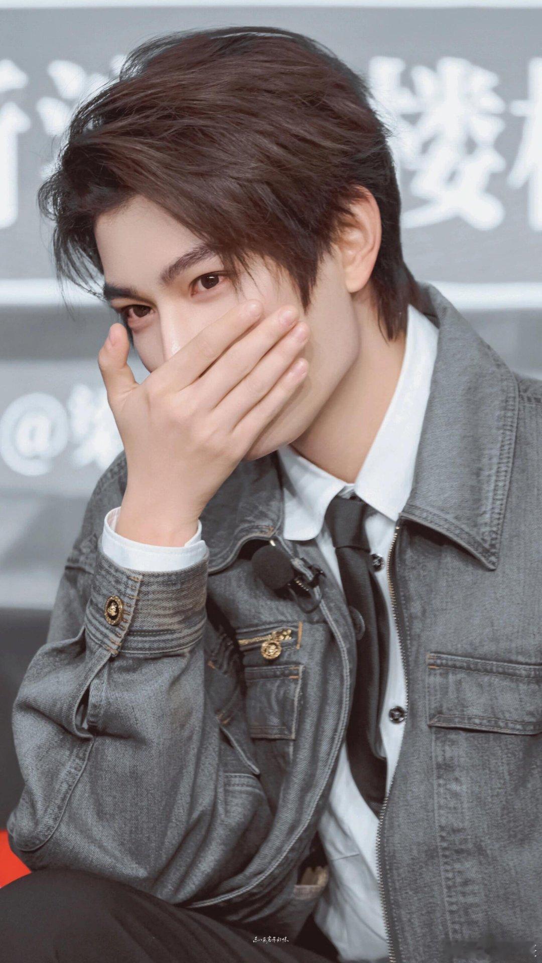 你好星期六丁禹兮太会了！被张颜齐“威胁”后，揭牌又快又准，反抛同款问题，反击超有