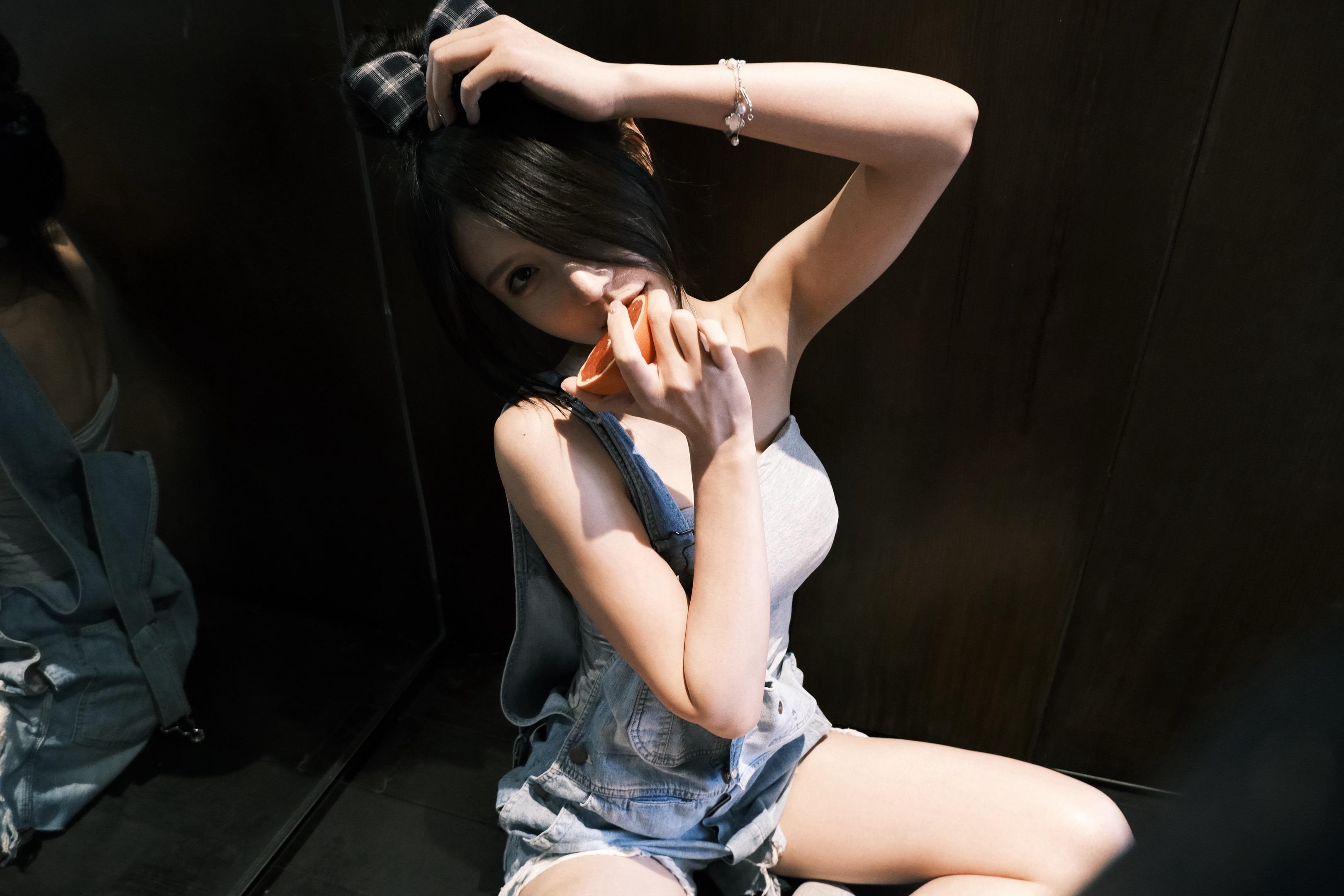 你像一场大雨，淋湿我的眼睛