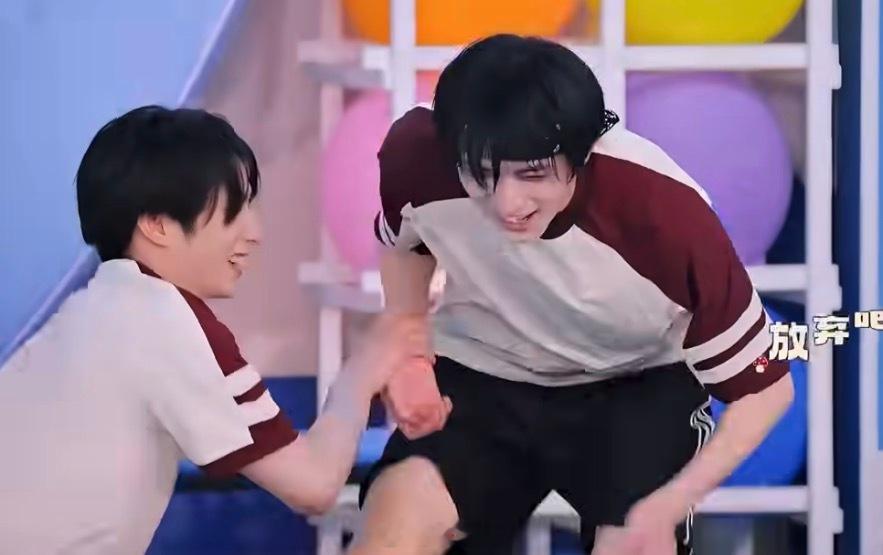 这大手一握 