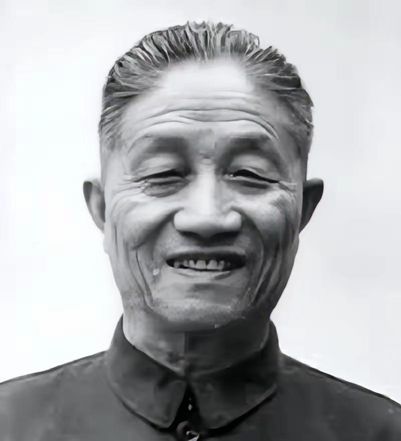 1978年，民政部部长程子华刚下班回家，就听说一位红军时期的老部下来找他，一见面